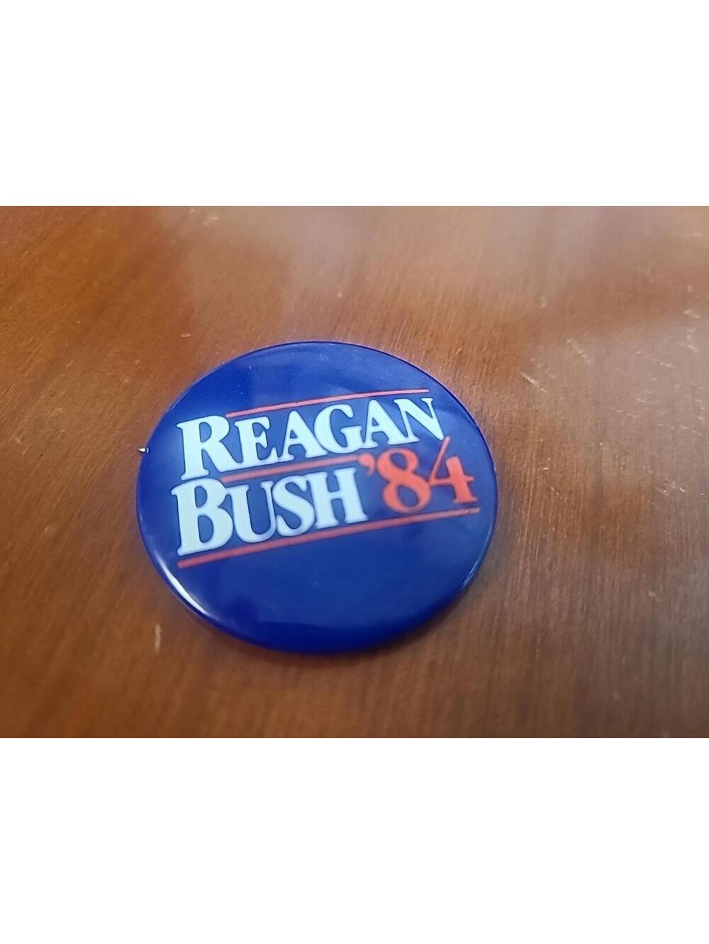 1984 Ronald Reagan George Bush Presidential Campaign 1.5" Pinback Button Vintage